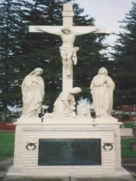 Holy Trinity cemetery Entrance Photo by gerhardt_leffler 